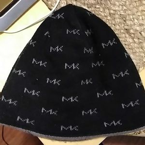 Michael kors head wear